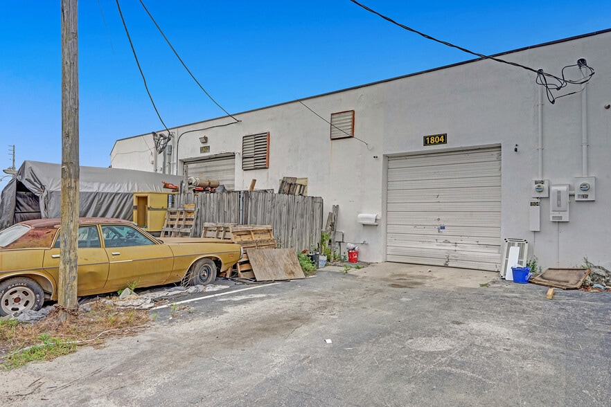 More Photos Of 1800-1812 SW 7th Ave, Pompano Beach Warehouse For Sale