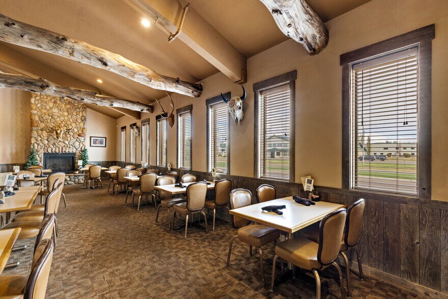 More Photos Of 5100-N Star Blvd, Great Falls Storefront Retail Office For Sale