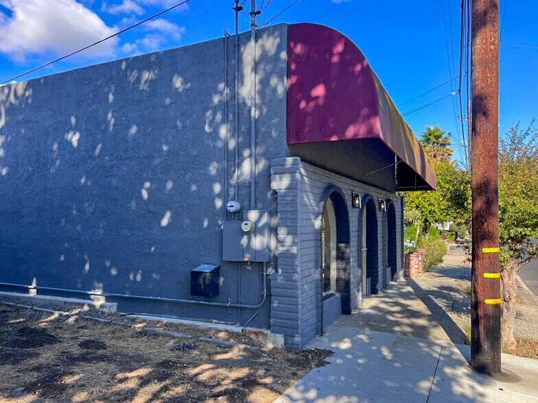 More Photos Of 1616 Alhambra Ave, Martinez Storefront For Lease