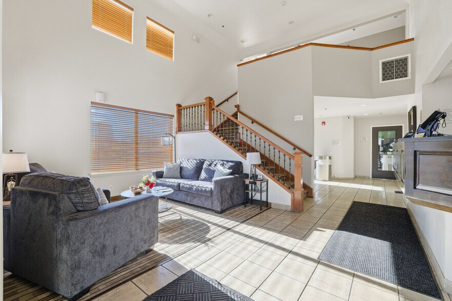 More Photos Of 1575 S Meridian Rd, Meridian Hotel For Sale