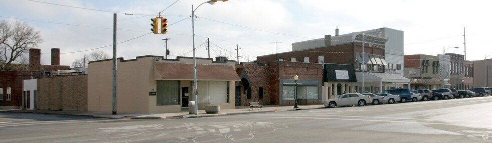 More Photos Of 138 N Fulton St, Wauseon Freestanding For Lease