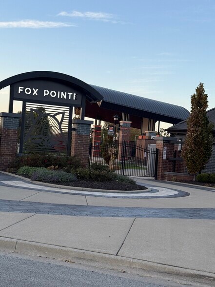 More Photos Of 3336 E Ridge Rd, Lansing General Retail For Lease