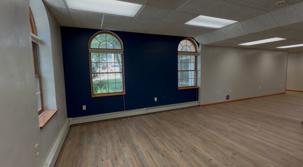 More Photos Of 514 Pellis Rd, Greensburg Medical For Lease
