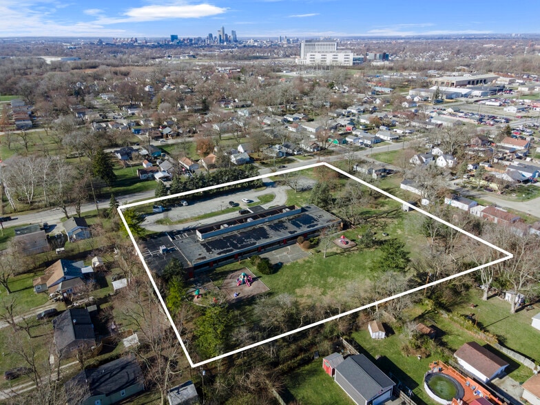 More Photos Of 1315 S Sherman Dr, Indianapolis Health Club For Sale