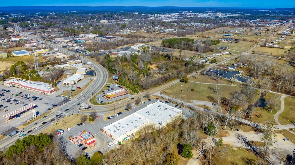More Photos Of 1414 Jenkins Rd, Chattanooga Storefront For Lease