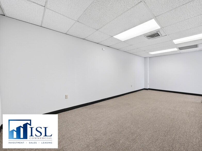 More Photos Of 1200 E Hillcrest St, Orlando Office For Lease