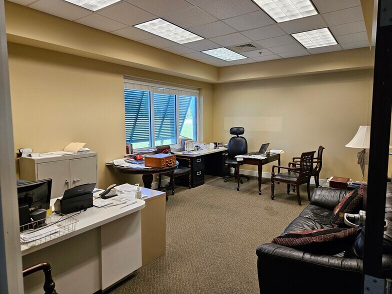 More Photos Of 16901 panama city beach Pky, Panama City Beach Medical For Sale