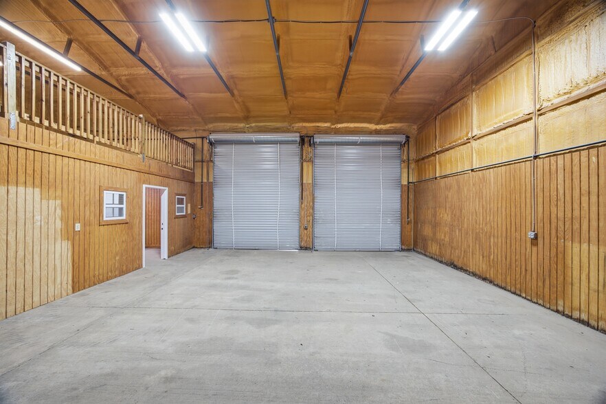 More Photos Of 1364 Candler Rd, Gainesville Truck Terminal For Lease