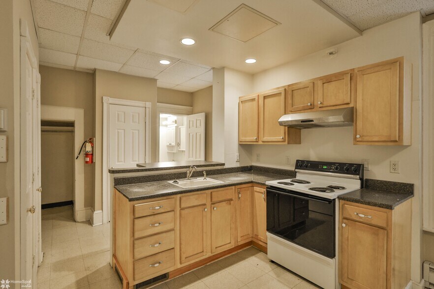 More Photos Of 22 S 13th St, Allentown Apartments For Sale