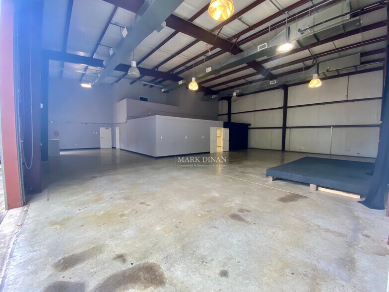 More Photos Of 205 Cloverdale Cir, Alabaster Flex For Lease