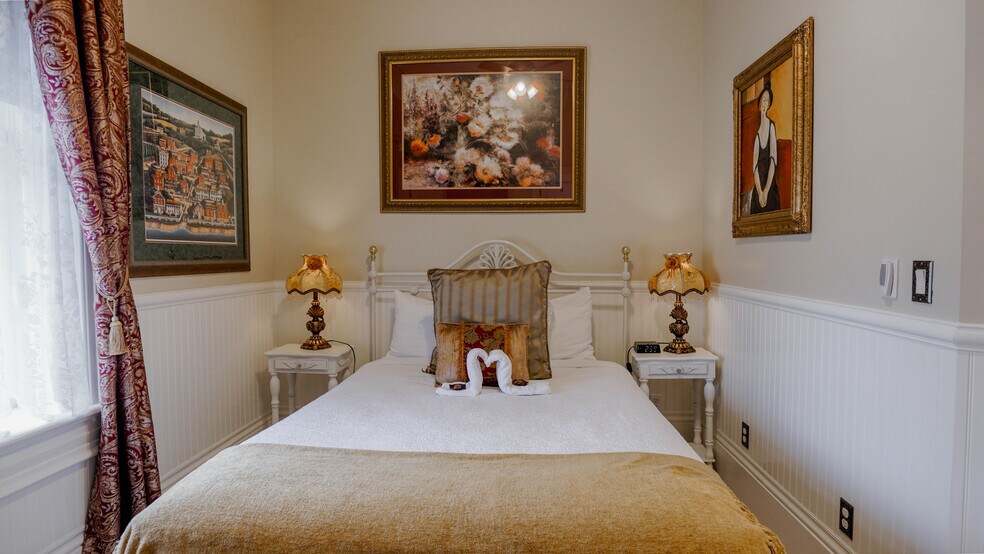 More Photos Of 118 S 300 W, Heber City Hospitality For Sale