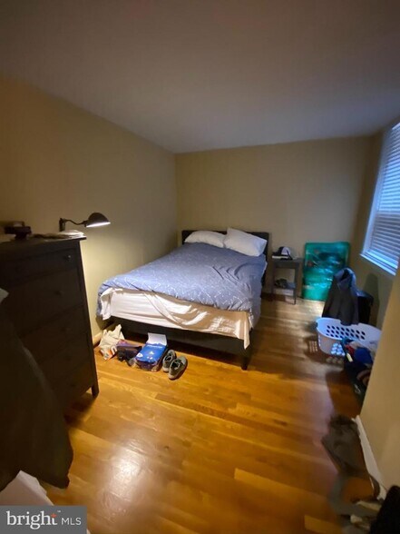 More Photos Of 747 S 2nd St, Philadelphia Apartments For Sale