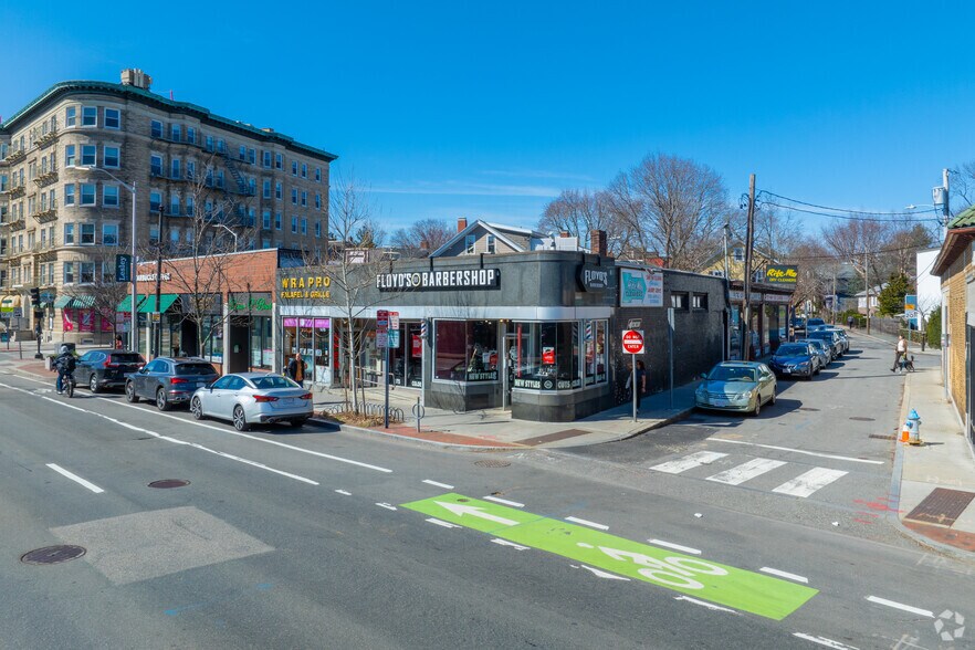 More Photos Of 1670 Massachusetts Ave, Cambridge Storefront For Sale