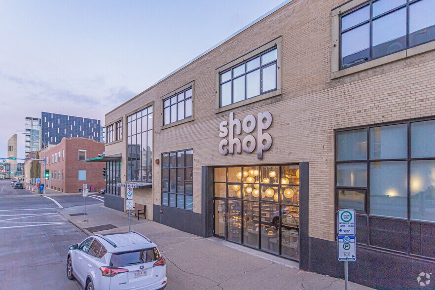 More Photos Of 10265 107th St NW, Edmonton Apartments For Sale