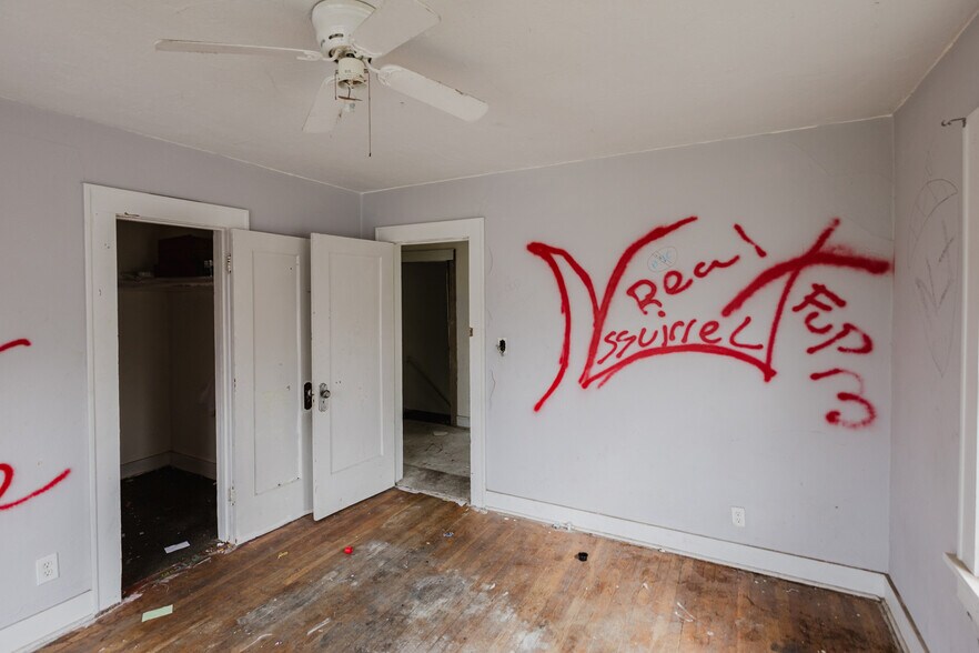More Photos Of 123 E Madison Ave, Arkansas City Apartments For Sale