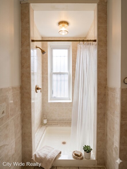 More Photos Of 4640 Sansom St, Philadelphia Apartments For Sale