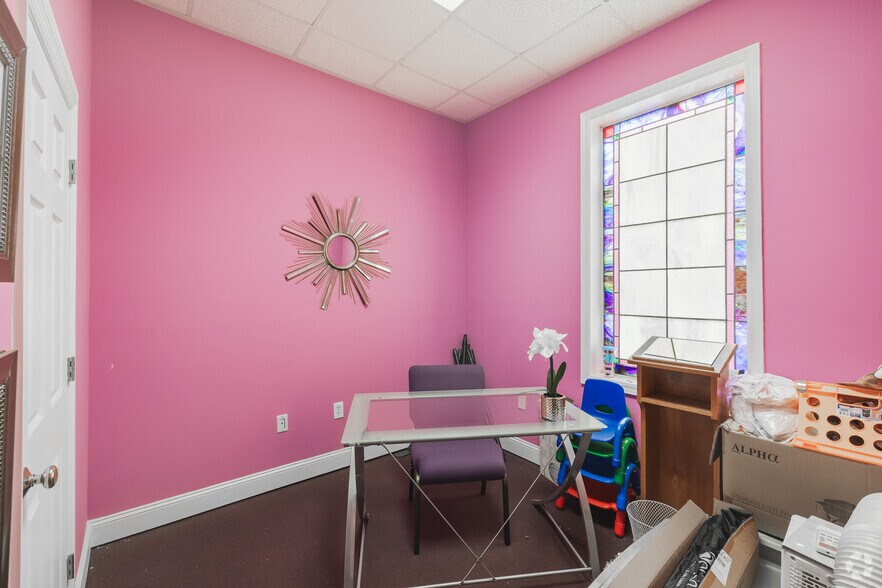 More Photos Of 835 Magnolia Rd, Charleston Religious Facility For Sale