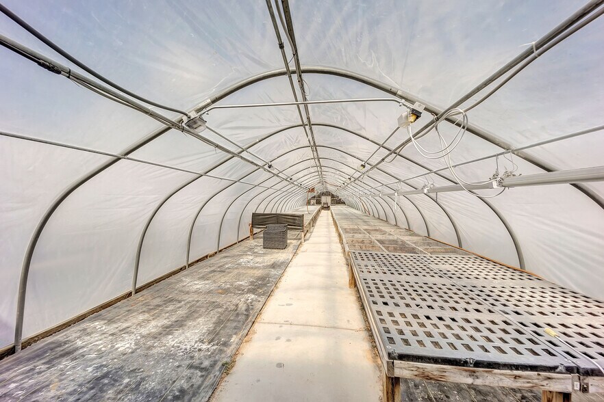 More Photos Of 4040 Velp Ave, Green Bay Specialty For Sale