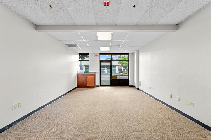 More Photos Of 2030 NE Martin Luther King Jr Blvd, Portland Office For Lease