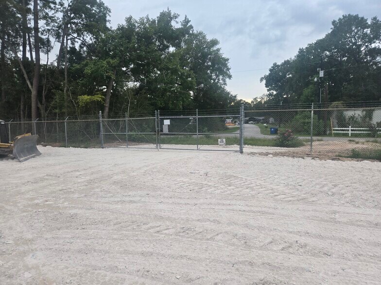 More Photos Of 12211 Carriage Ln, Conroe Land For Sale