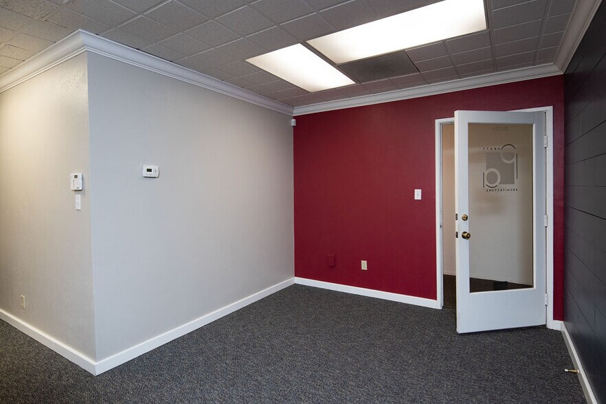 More Photos Of 1207 13th St, Modesto Office For Lease