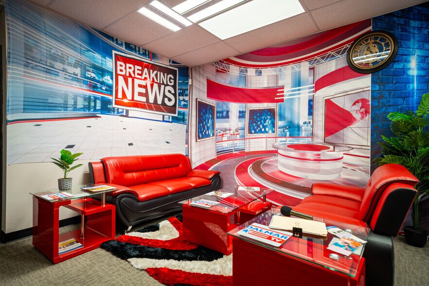 More Photos Of 50 Old Village Rd, Columbus Office For Lease