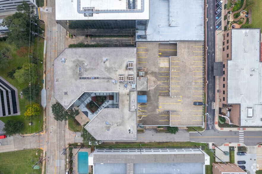 More Photos Of 5005 Riverway Dr, Houston Office For Lease