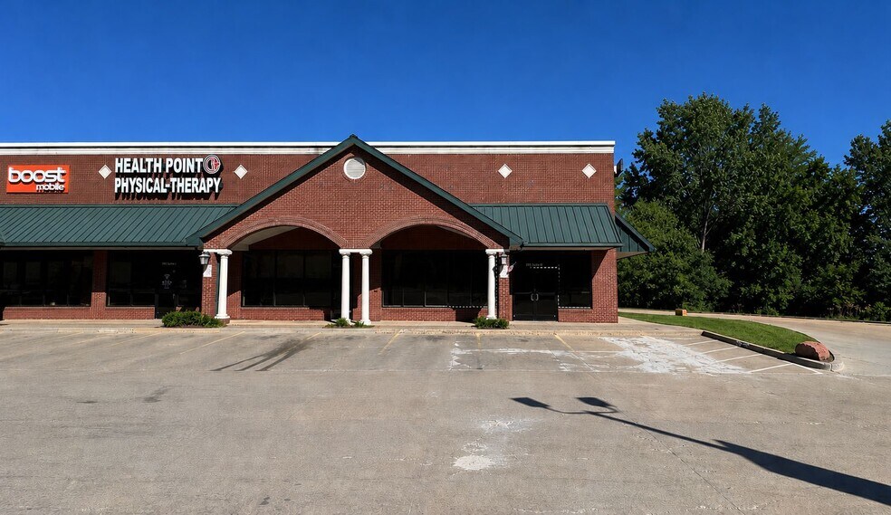 Primary Photo Of 395 N Groesbeck Hwy, Mount Clemens Unknown For Lease