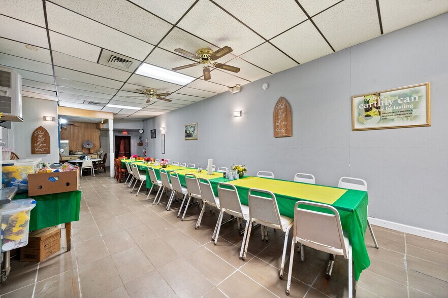 More Photos Of 632 N Albany Ave, Chicago Religious Facility For Sale