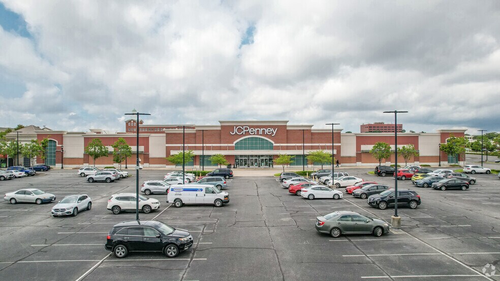 More Photos Of 1210-1260 Merchant Ln, Hampton Storefront For Lease