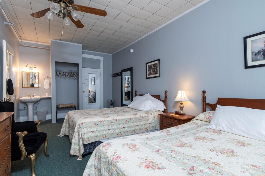 More Photos Of 40 The Common, Chester Hotel For Sale