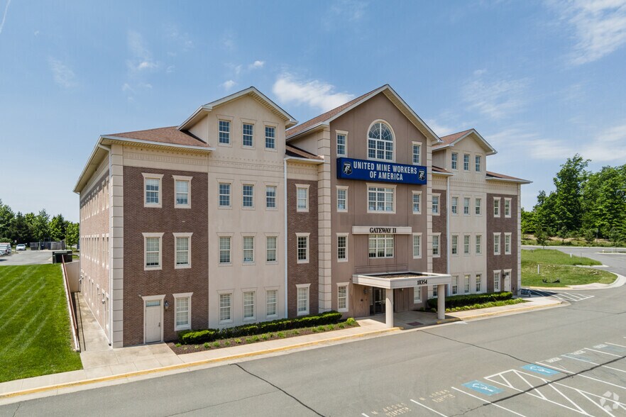 More Photos Of 18300 Quantico Gateway Dr, Triangle Unknown For Lease