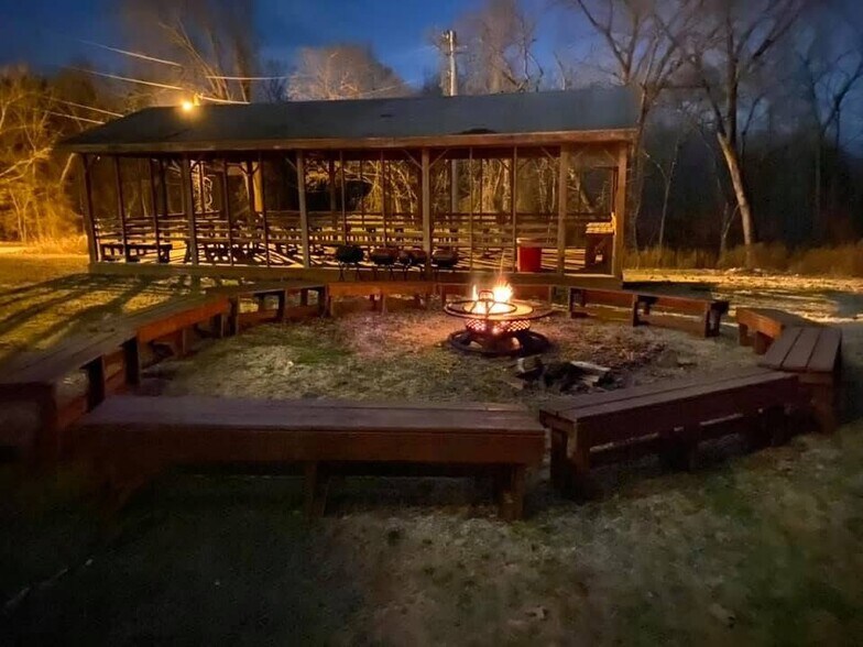 More Photos Of 1575 Tablerock Cir, Branson Hotel For Sale