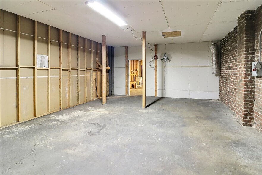 More Photos Of 1520 E Miner Ave, Stockton Manufacturing For Sale