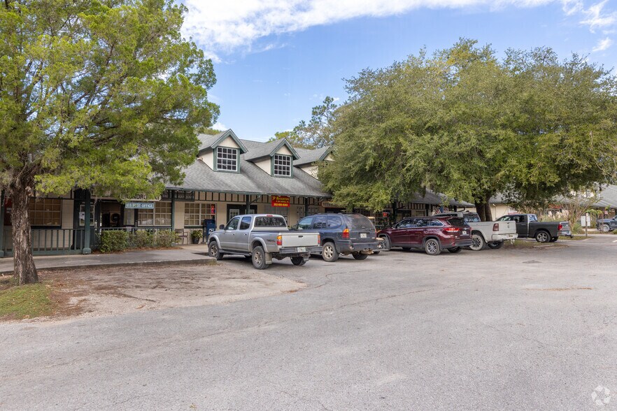 More Photos Of 14100 N Highway 19, Salt Springs Storefront Retail Office For Lease