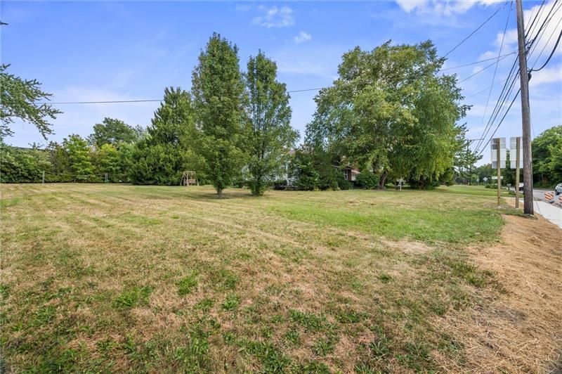 More Photos Of 39 S Buhl Farm Dr, Hermitage Office For Sale