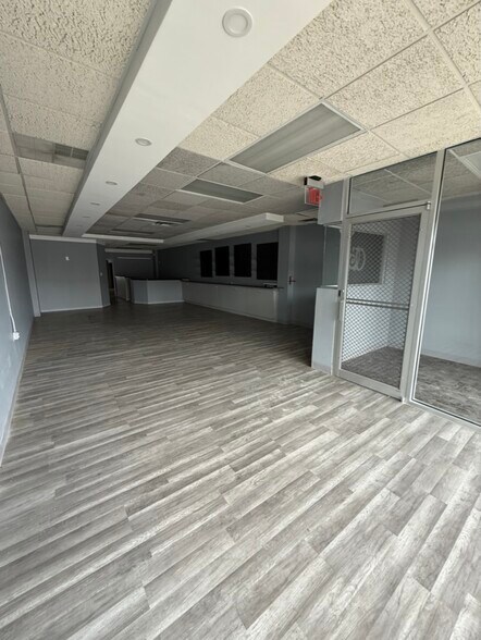 More Photos Of 21421-21435 Greater Mack Ave, Saint Clair Shores Unknown For Lease