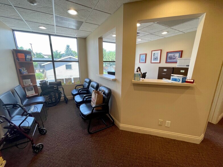 More Photos Of 499 W Plumb Ln, Reno Office For Sale