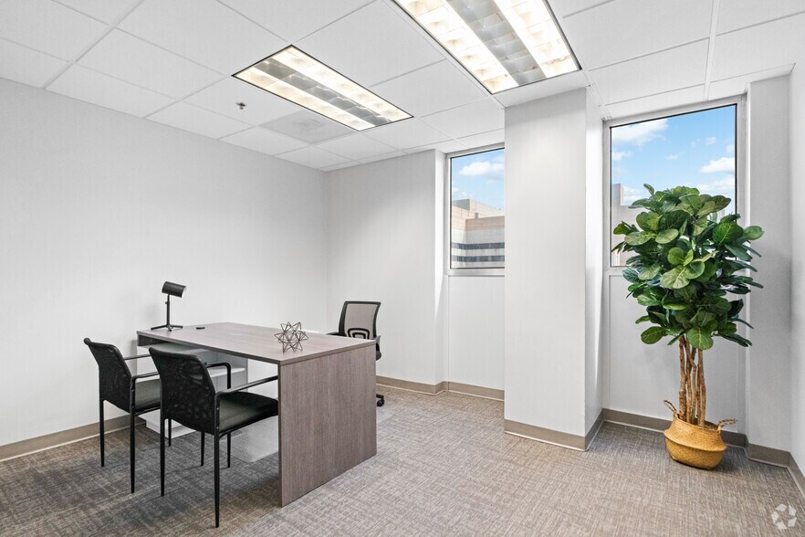 More Photos Of 2000 Crawford St, Houston Office For Sale