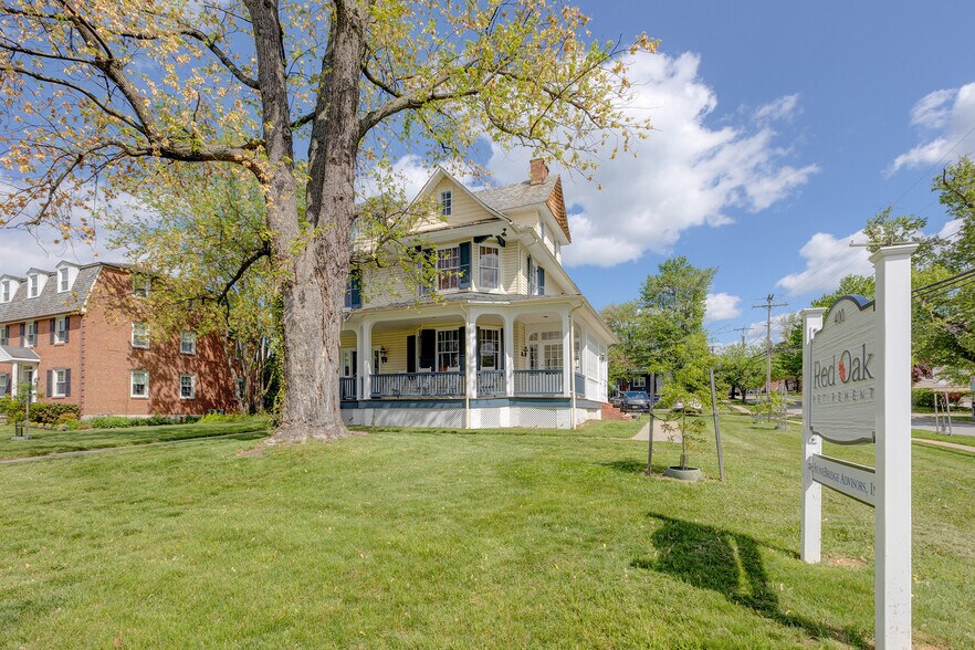 More Photos Of 400 W Pennsylvania Ave, Towson Office For Sale