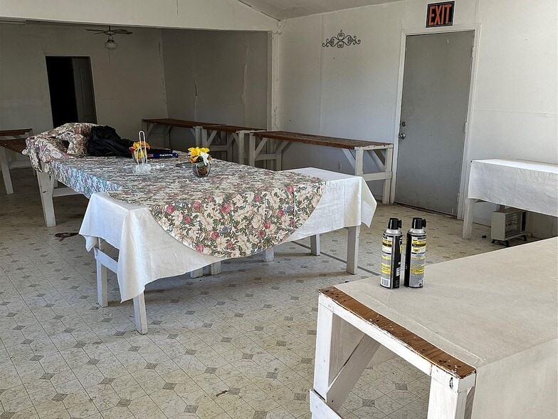 More Photos Of 125 2nd Ave, Taylor Religious Facility For Sale