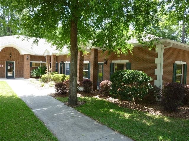 More Photos Of 2025 SW 75th St, Gainesville Medical For Lease