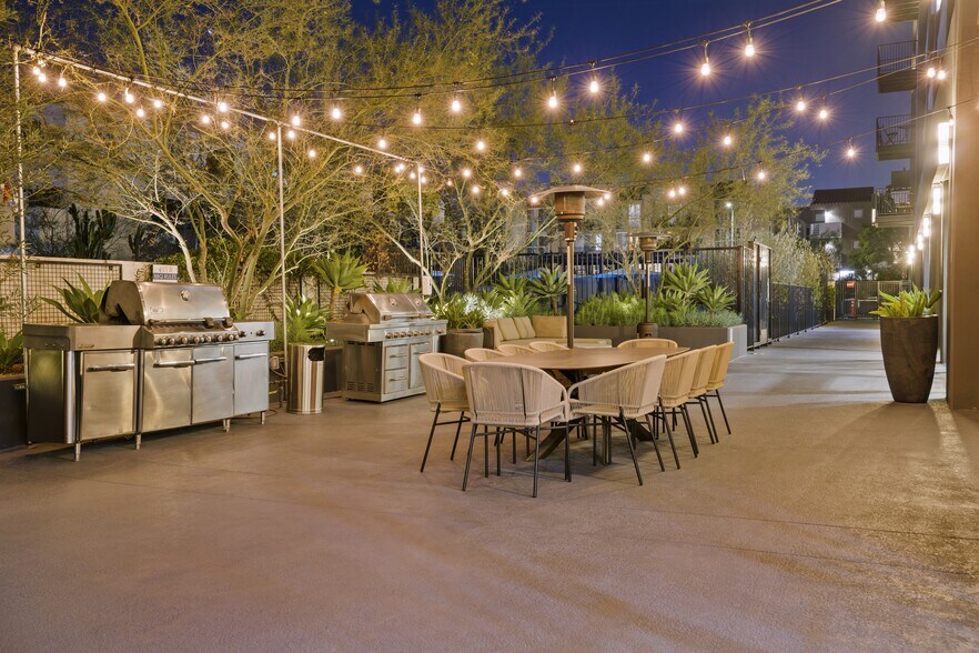 More Photos Of 3460 W 7th St, Los Angeles Apartments For Lease