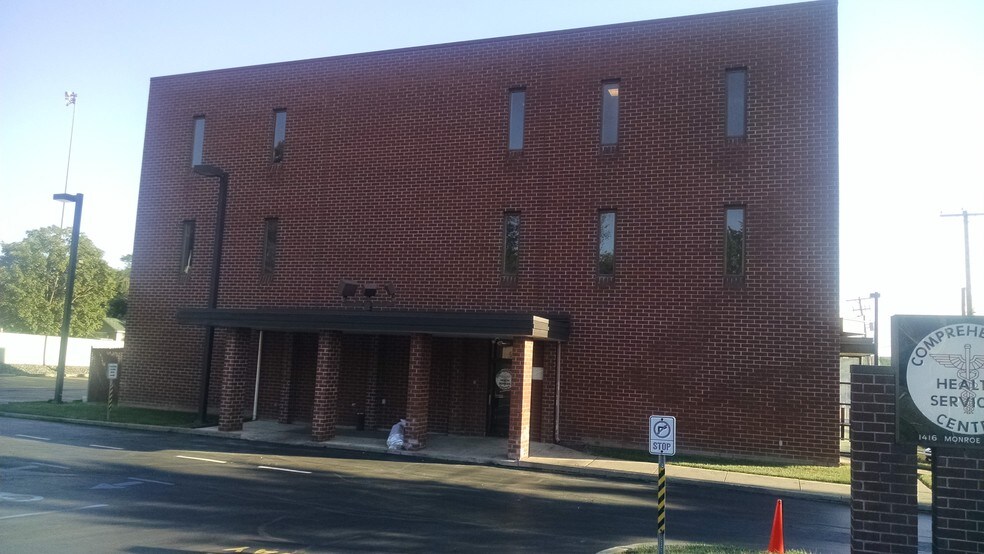 More Photos Of 1416 Monroe Ave, Dunmore Medical For Sale