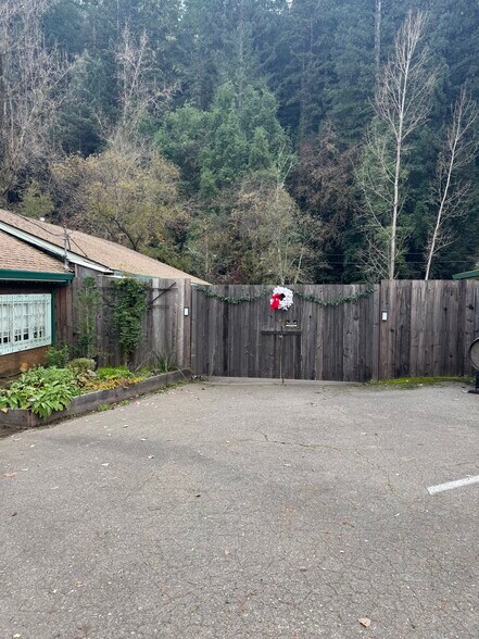 More Photos Of 12060 Highway 116 Hwy, Guerneville Storefront For Sale
