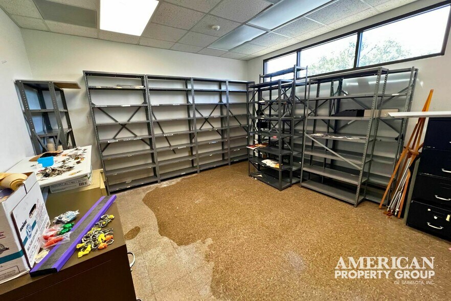 More Photos Of 2100 S Tamiami Trl, Venice Office For Lease
