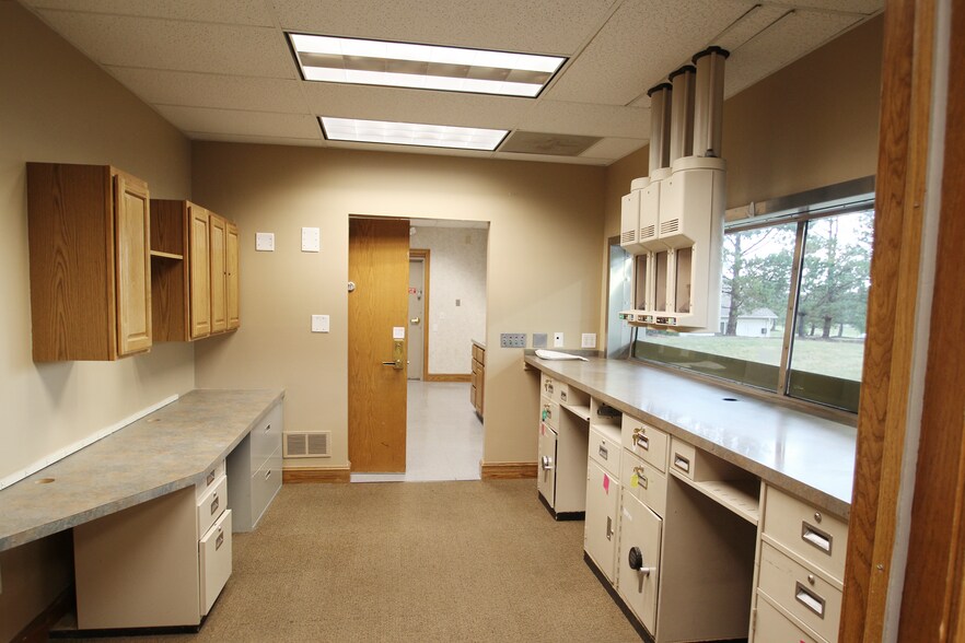 More Photos Of 285 E Reagan Dr, Medina Office For Lease