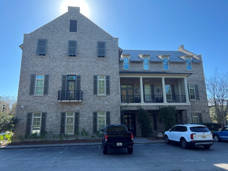 More Photos Of 141 E Mack Bayou Loop, Santa Rosa Beach Medical For Lease