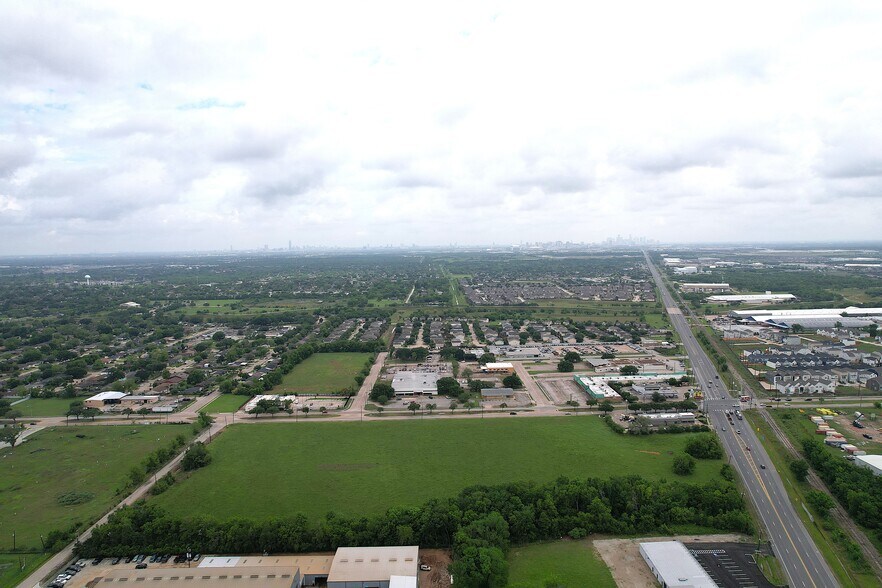 More Photos Of 0 Ambrose St, Houston Land For Sale