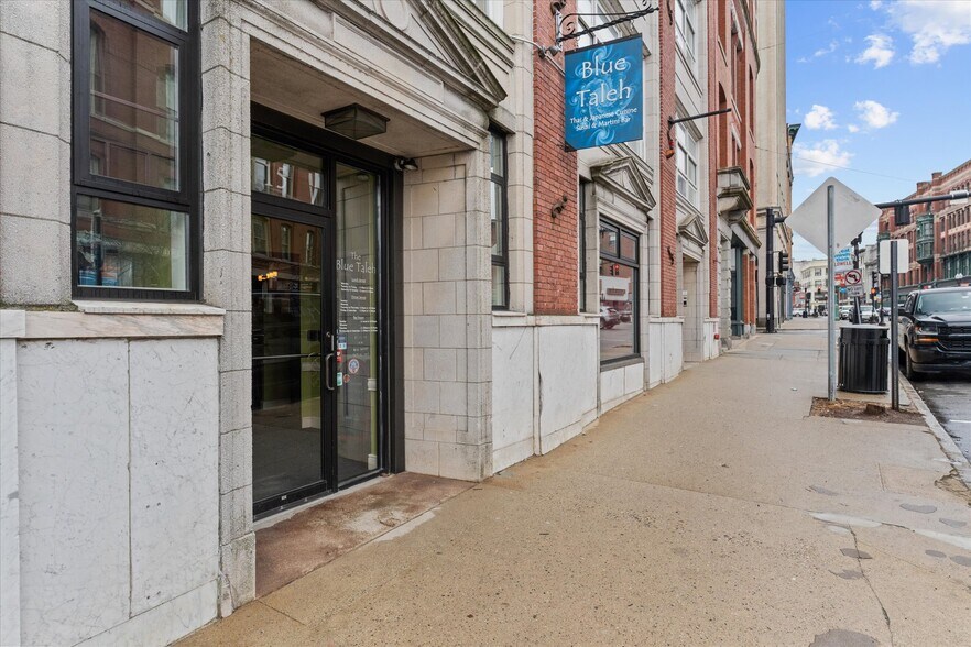 More Photos Of 15 Kearney Sq, Lowell Office For Sale